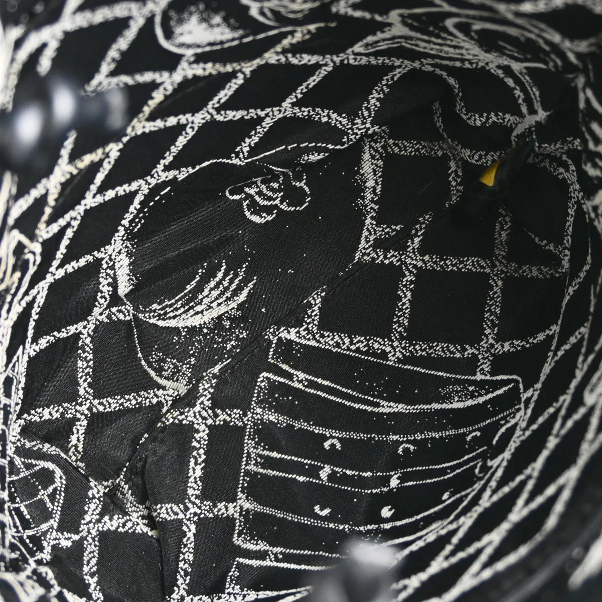 Chanel 2008-2009 Black Calfskin Essential Tote Bag - Image 8