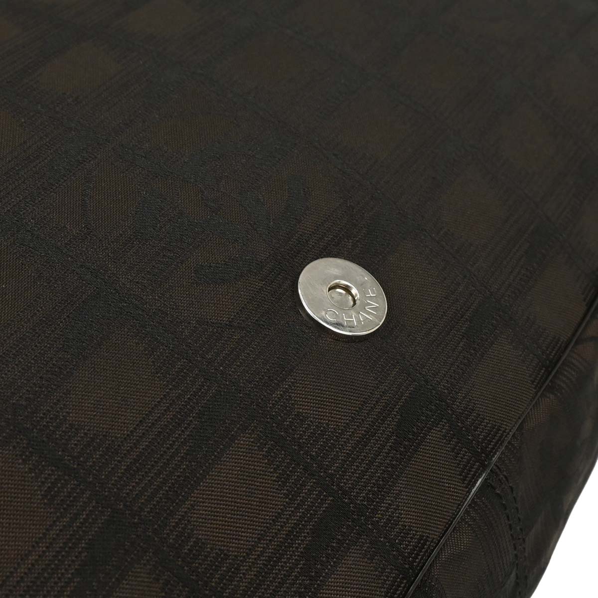 Chanel Brown Jacquard Nylon New Travel Line Shoulder Bag - Image 6