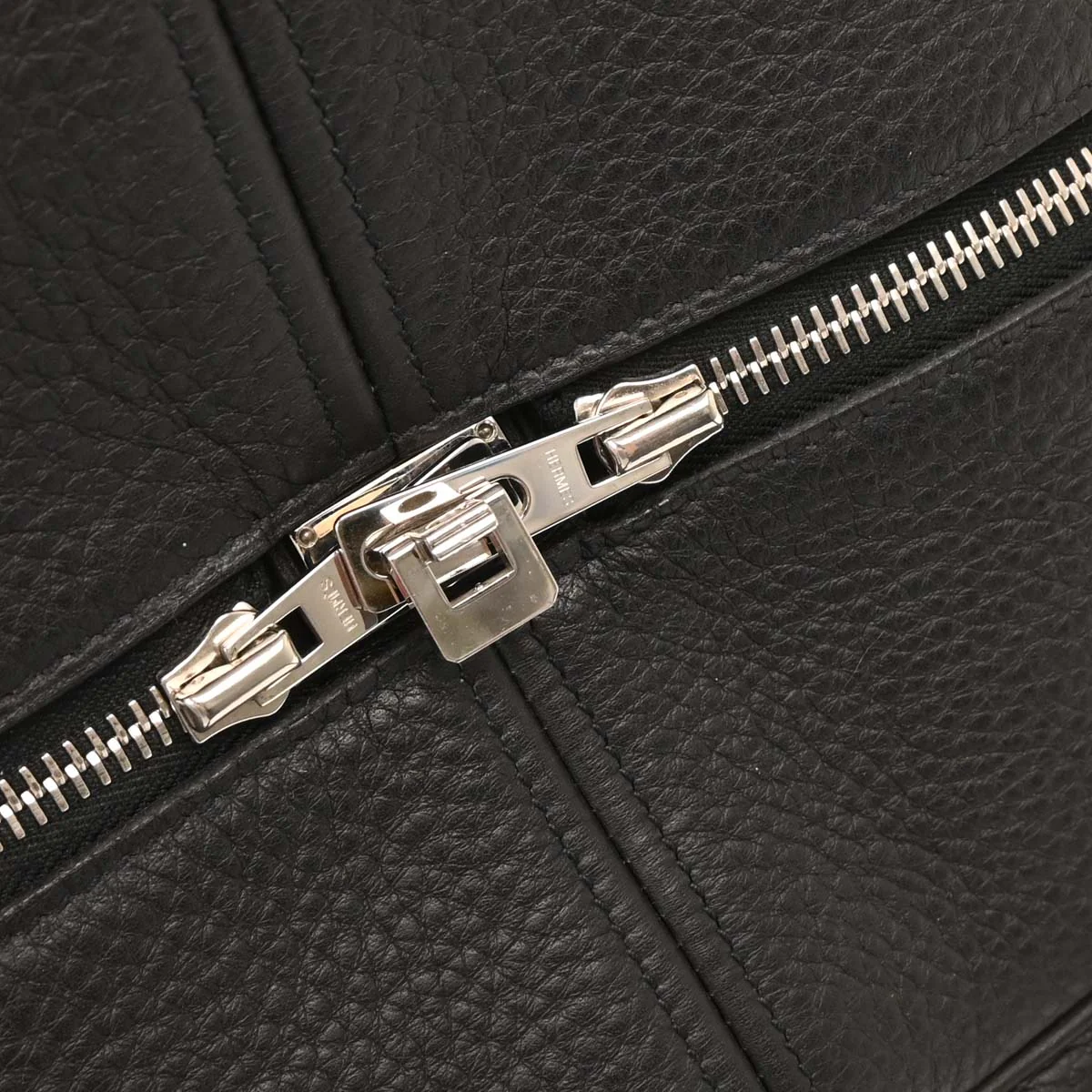 Hermes Black Taurillon Clemence Victoria 43 Handbag - Image 7