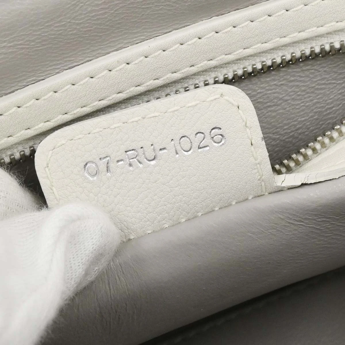 Christian Dior Ivory Leather Handbag - Image 10