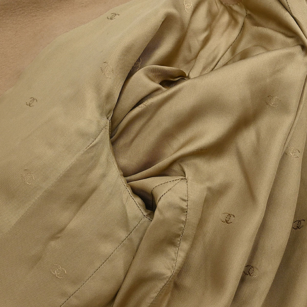 Chanel Double Breasted Jacket Beige - Image 8