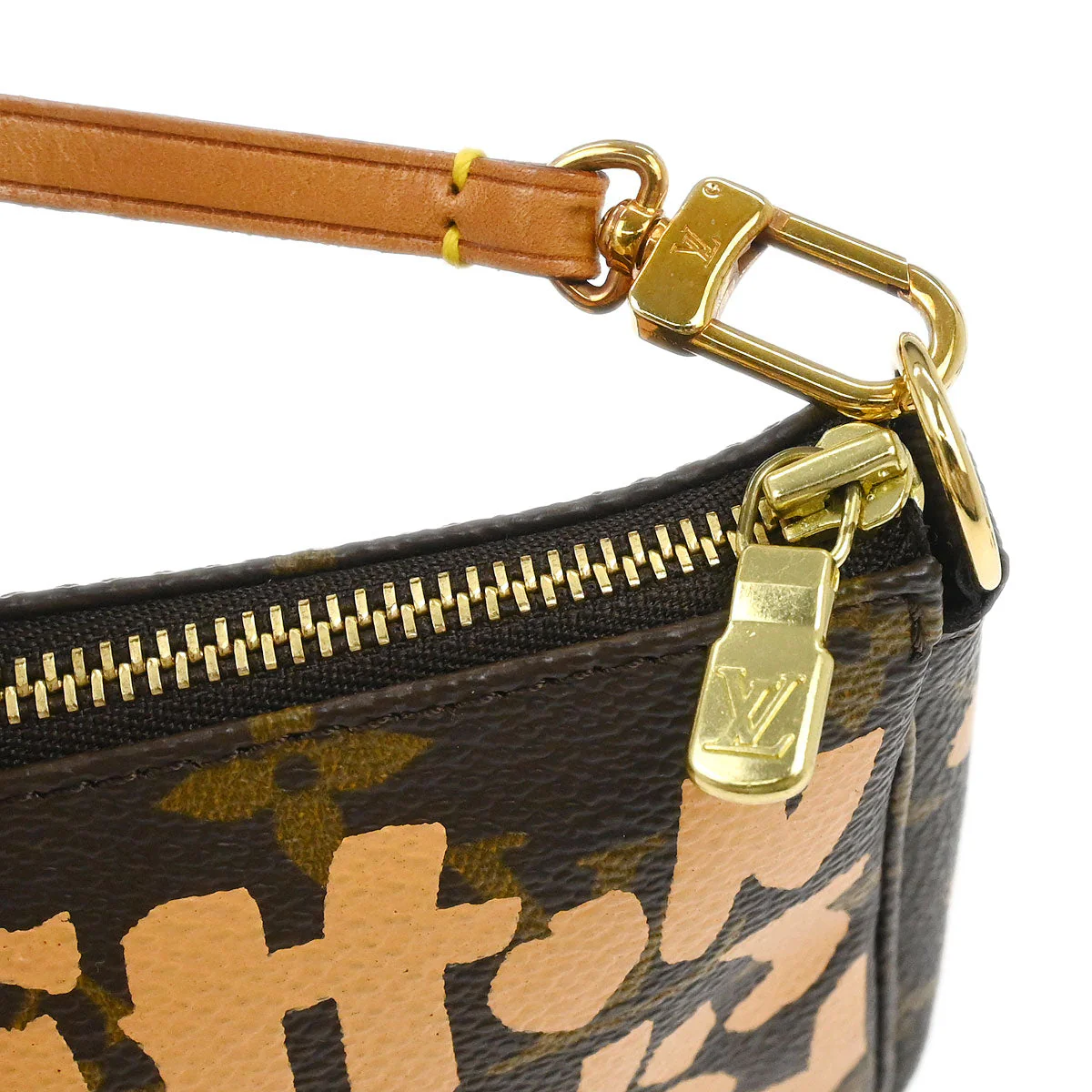 Louis Vuitton 2001 Beige Graffiti Pochette Accessoires Handbag M92193 - Image 5