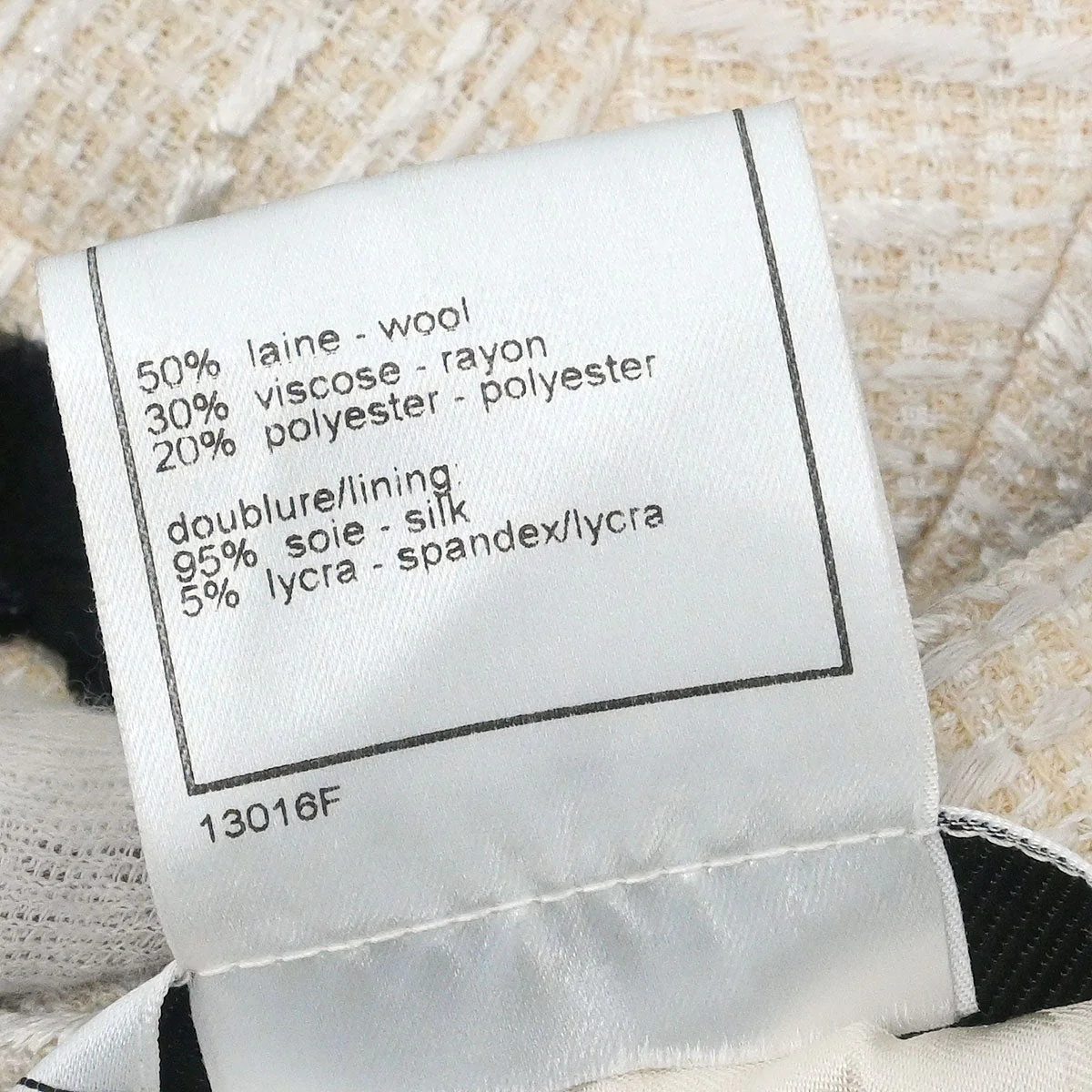 Chanel 2002 Collarless Single Breasted Jacket Ivory #38 - Image 10