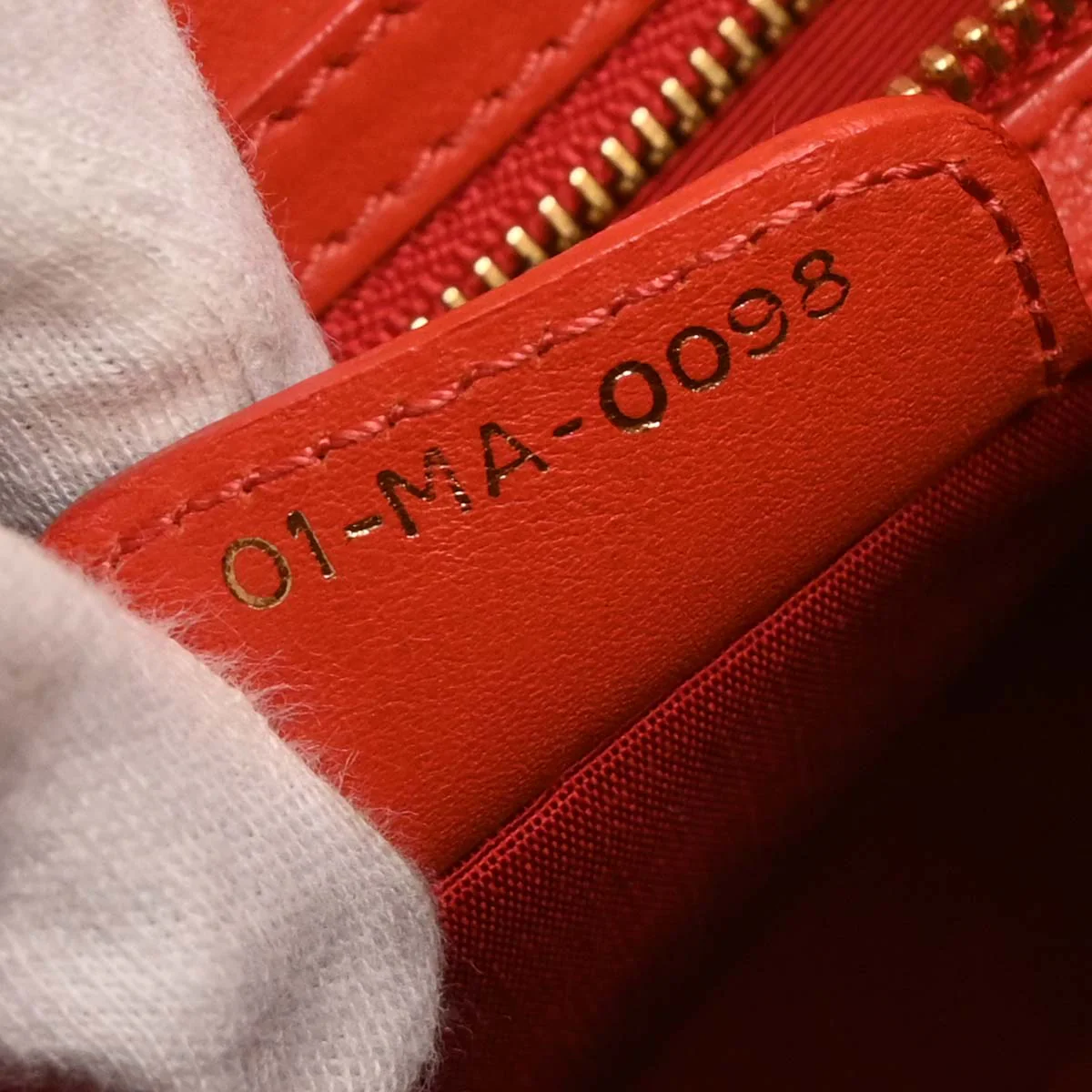 Christian Dior 2008 Red Diorita Hobo Bag - Image 10