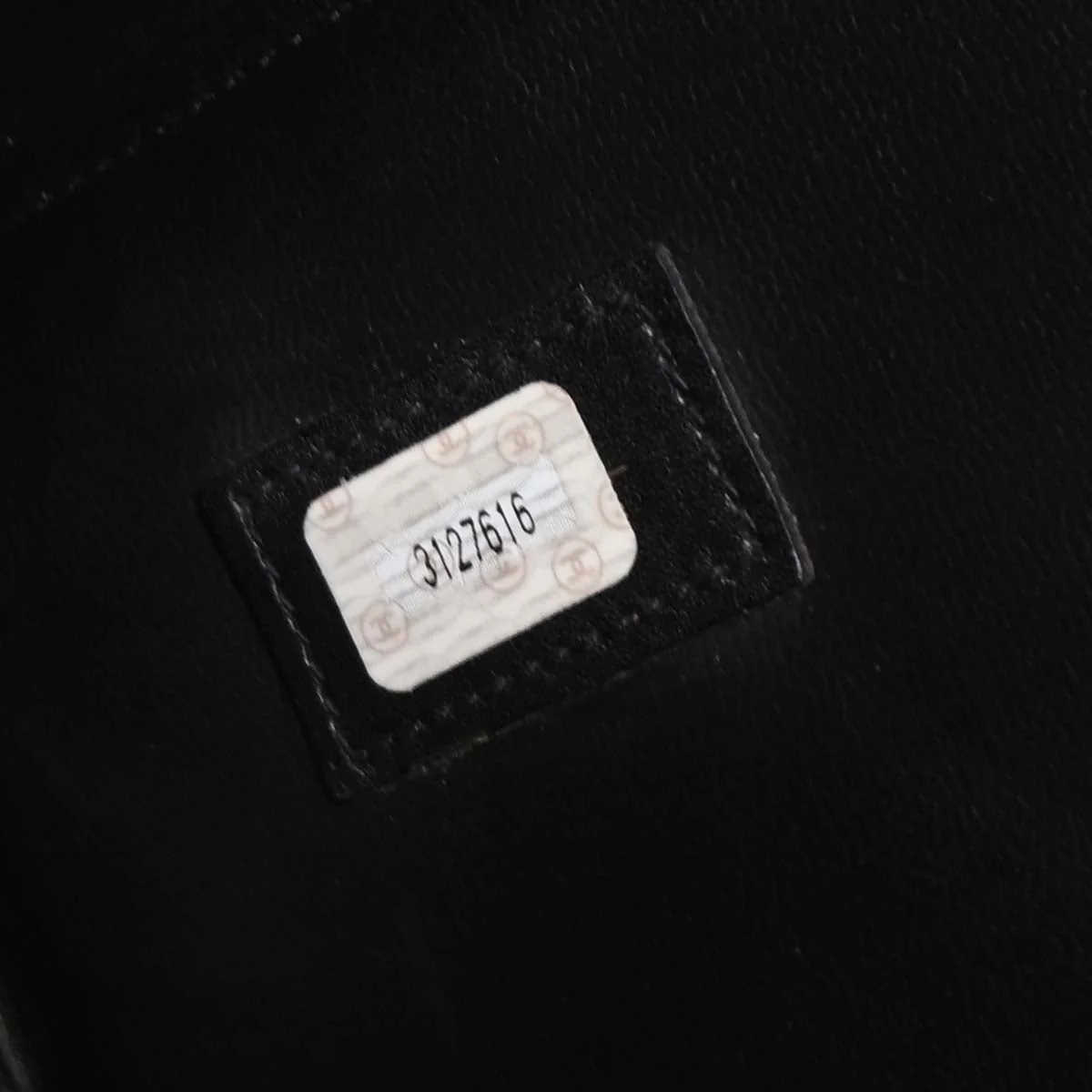 Chanel 1994-1996 Black Lambskin Bicolore 2way Shoulder Duffle Bag - Image 10