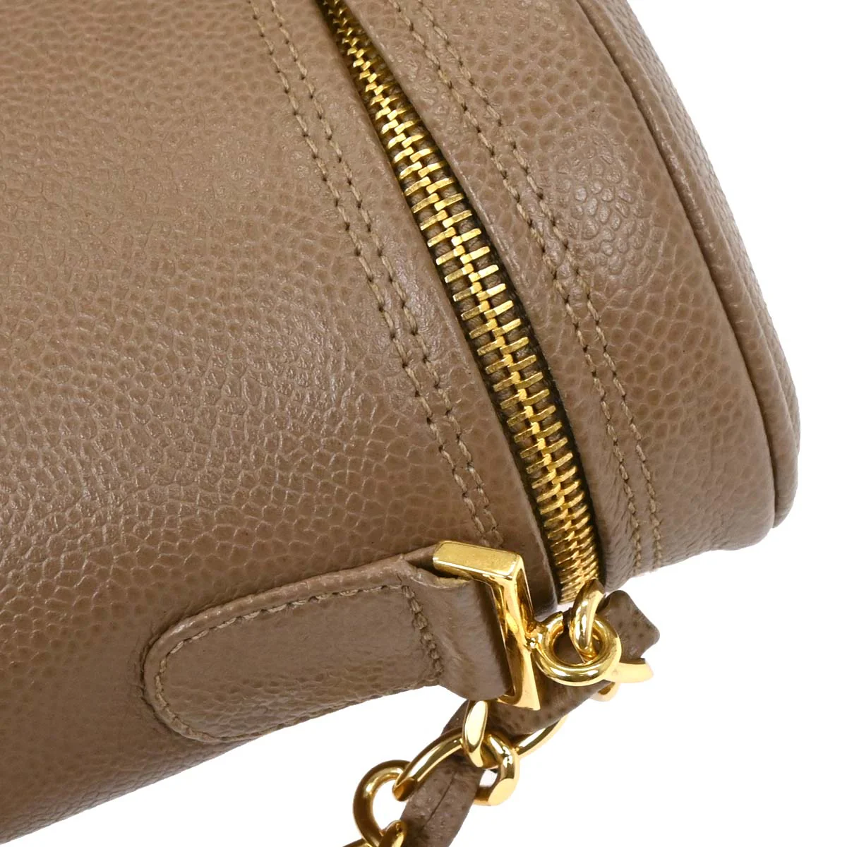 Chanel 1996-1997 Brown Caviar Shoulder Bag - Image 7