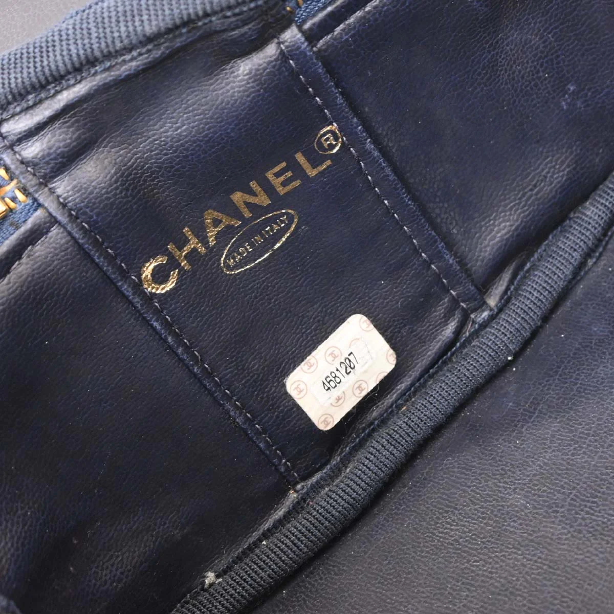 Chanel Blue Denim Vanity Handbag - Image 10