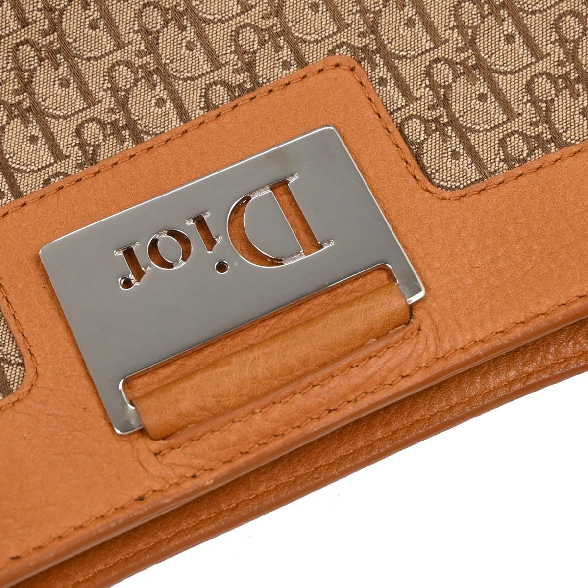 Christian Dior Beige Trotter Handbag - Image 5