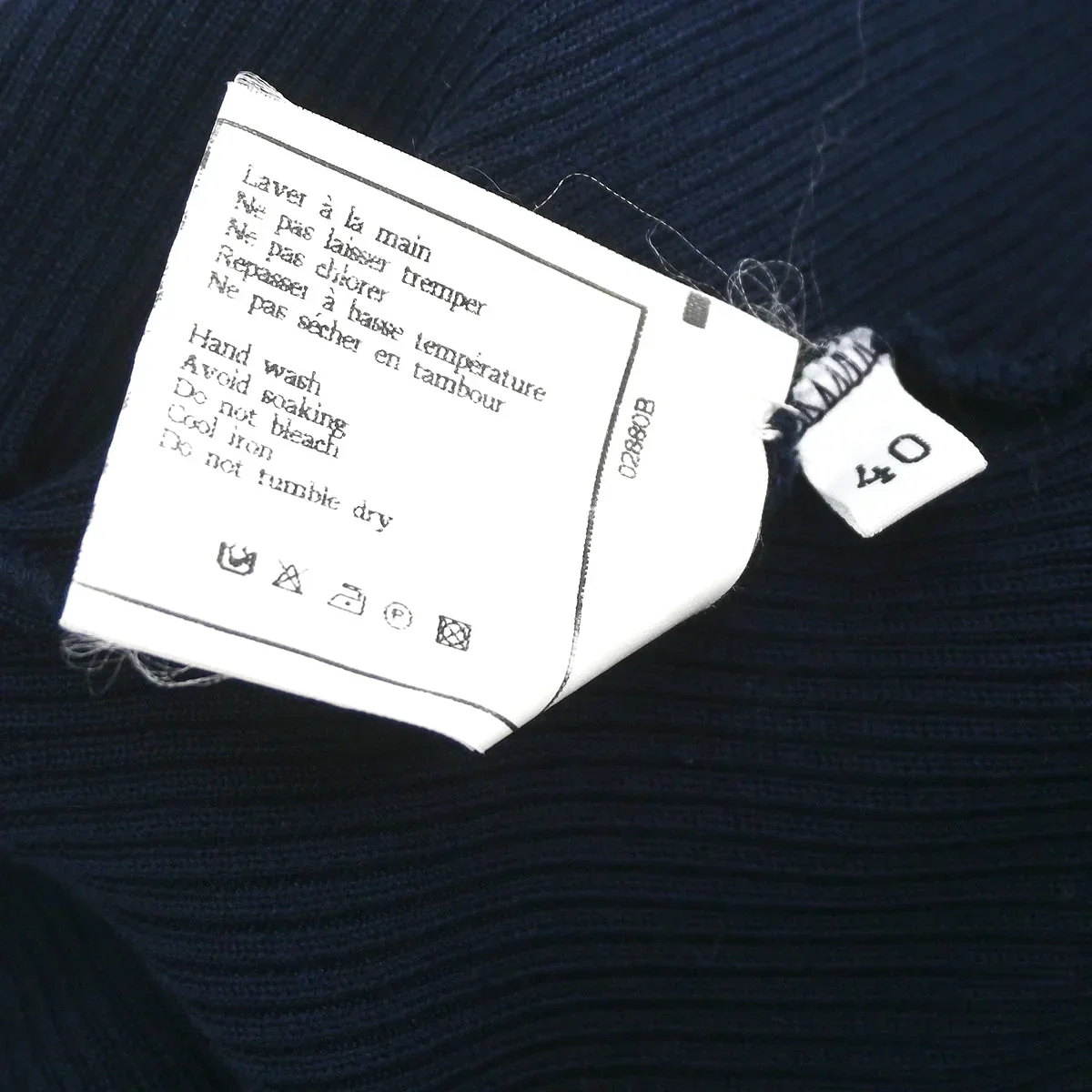 Chanel 1995 Cropped T-shirt Navy #40 - Image 9