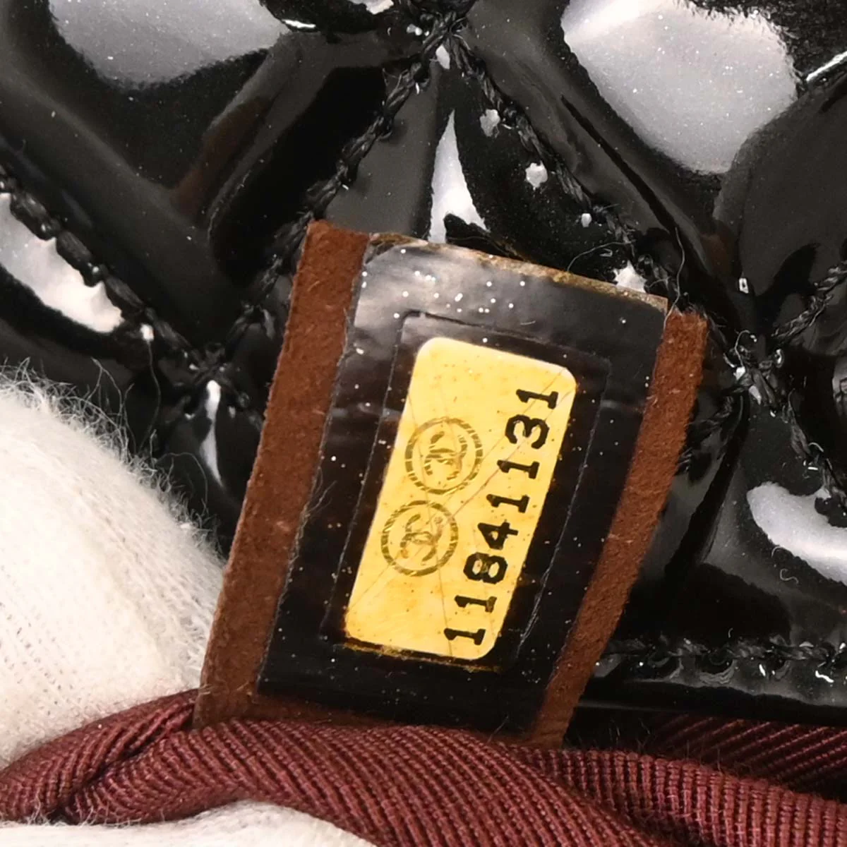 Chanel 2006-2008 Black Patent Leather Shoulder Bag - Image 10