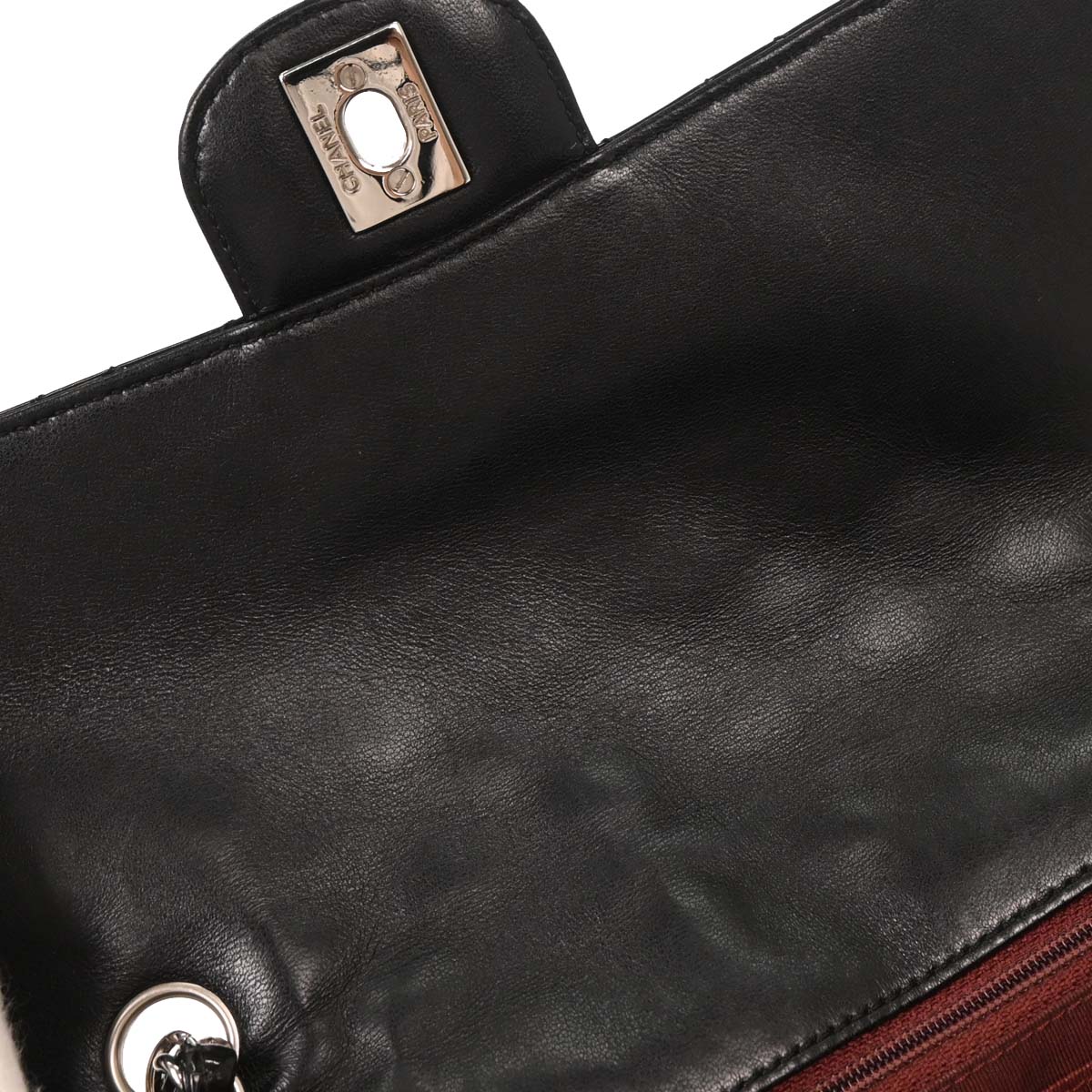 Chanel 2006-2008 Black Patent Leather Shoulder Bag - Image 7