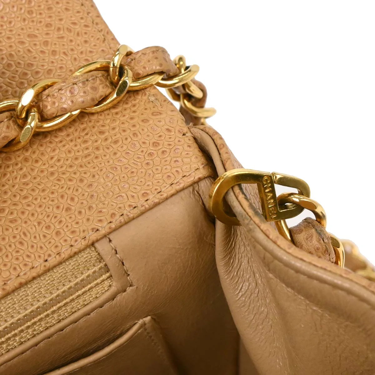 Chanel 1994-1996 Beige Caviar Medium Diana Shoulder Bag - Image 8