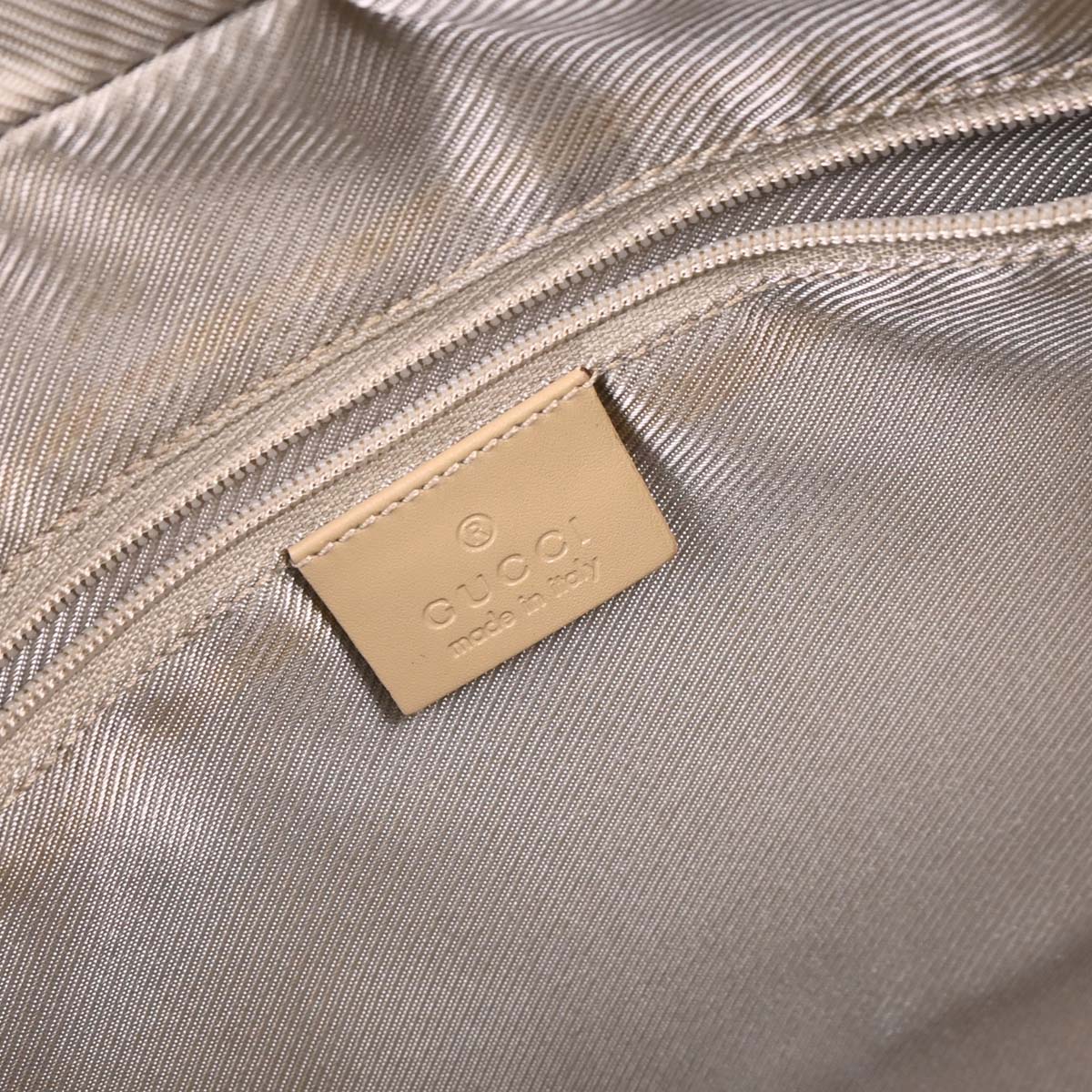 Gucci Beige Micro GG Handbag - Image 9