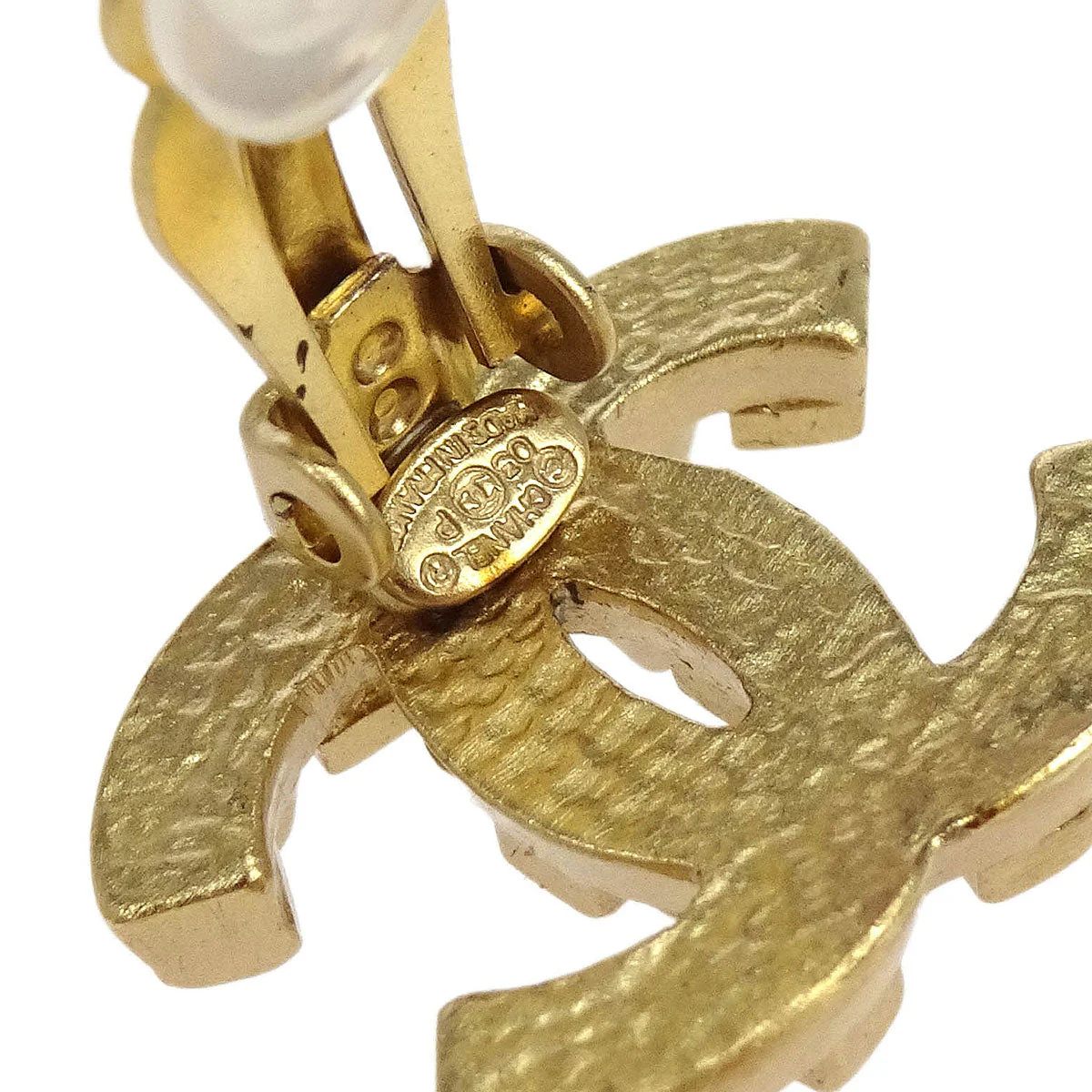 Chanel Gold CC Earrings Clip-On 03P - Image 4