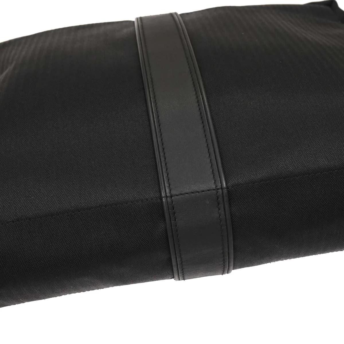 Hermes Black Toile Chevrons Acapulco Besace MM Shoulder Bag - Image 5