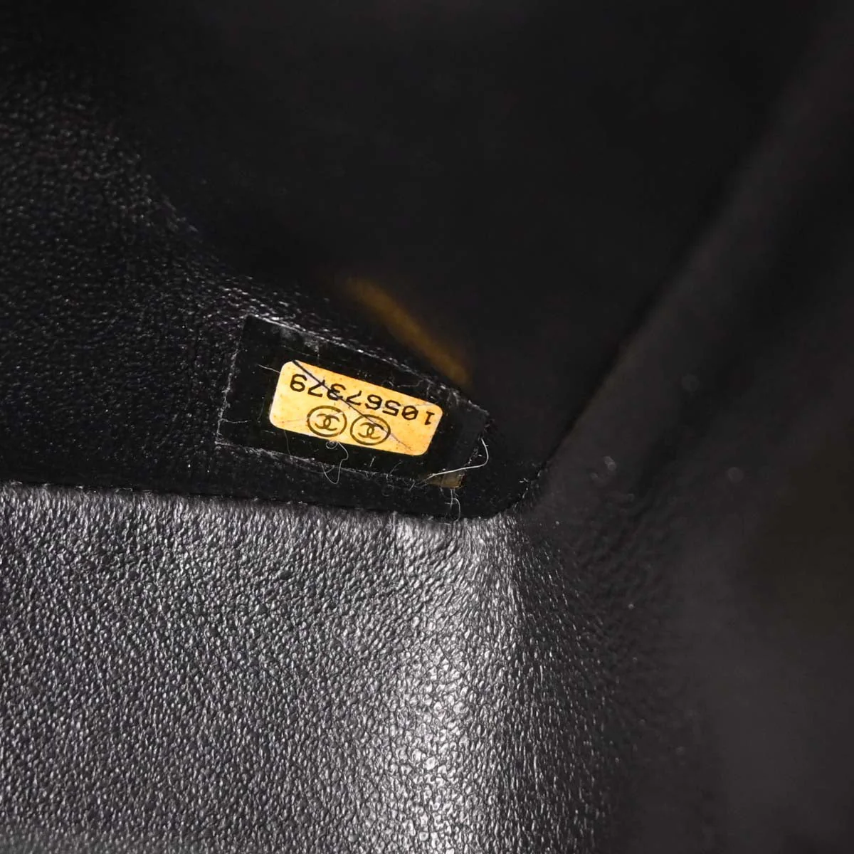 Chanel 2005-2006 Black Caviar Medium Classic Double Flap Shoulder Bag - Image 10