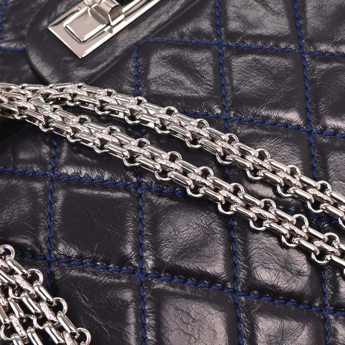 Chanel 2008-2009 Navy Calfskin 2.55 Double Flap Shoulder Bag - Image 4