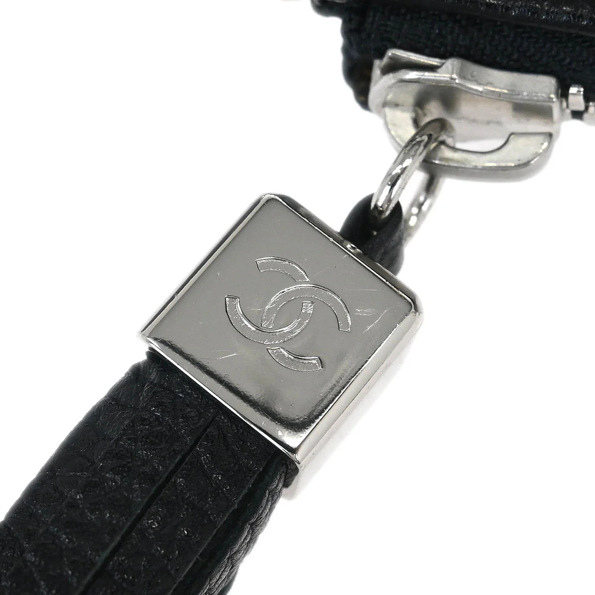 Chanel 2003-2004 Black Calfskin Handbag - Image 6
