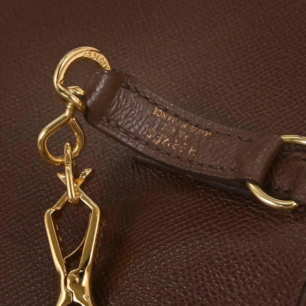 Hermes Havane Courchevel Trim 31 Shoulder Bag - Image 10