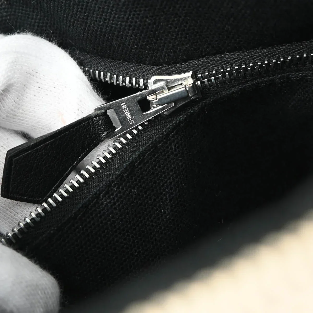 Hermes Black Beige Toile H Saxo PM Handbag - Image 9