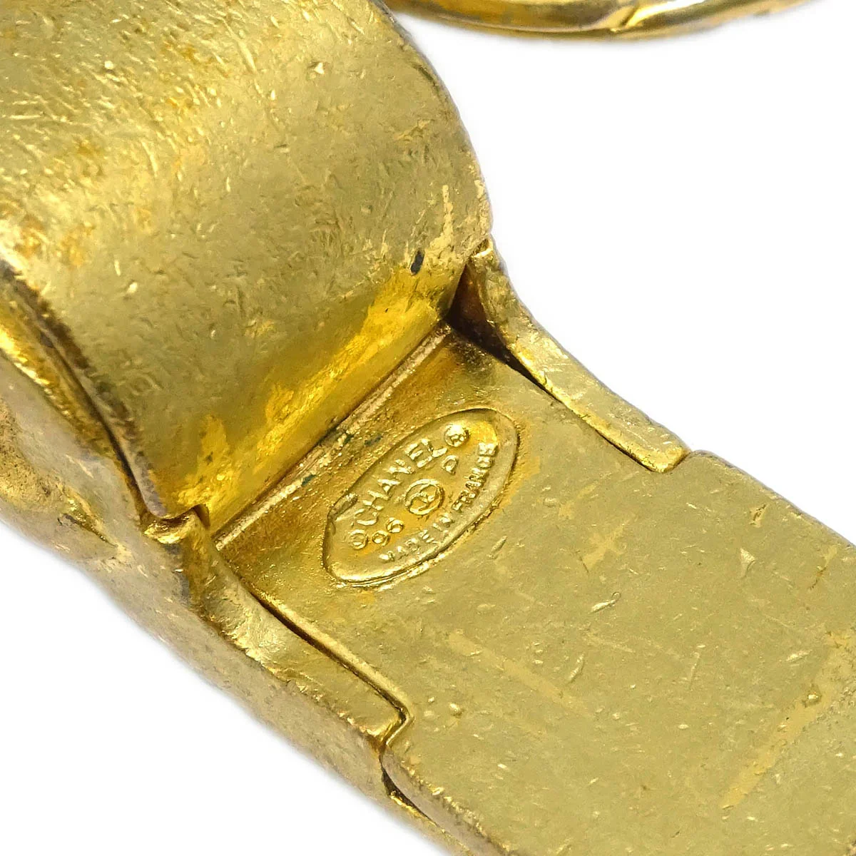 Chanel Gold Key Holder Whistle 96P Small Good - Image 4