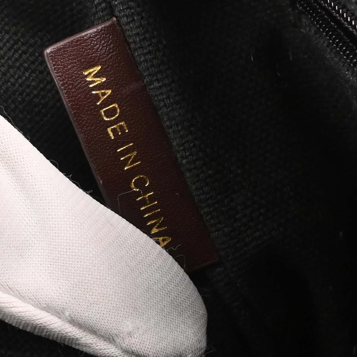 Burberry Beige House Check Shoulder Bag - Image 9