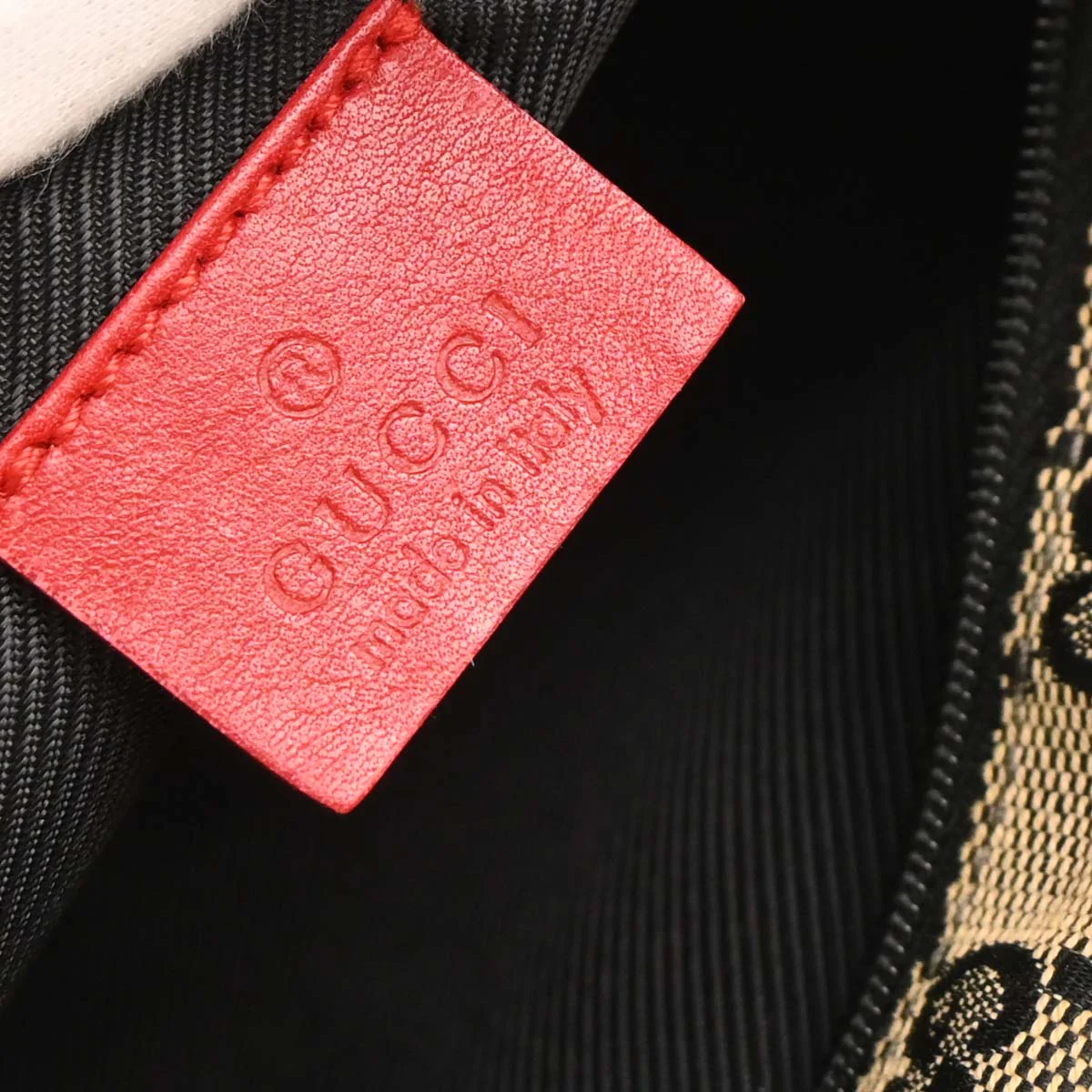 Gucci Red Beige GG Hobo Handbag - Image 9