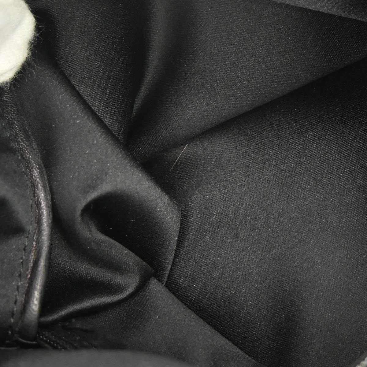 Yves Saint Laurent Black Suede Medium Mombasa Handbag - Image 18