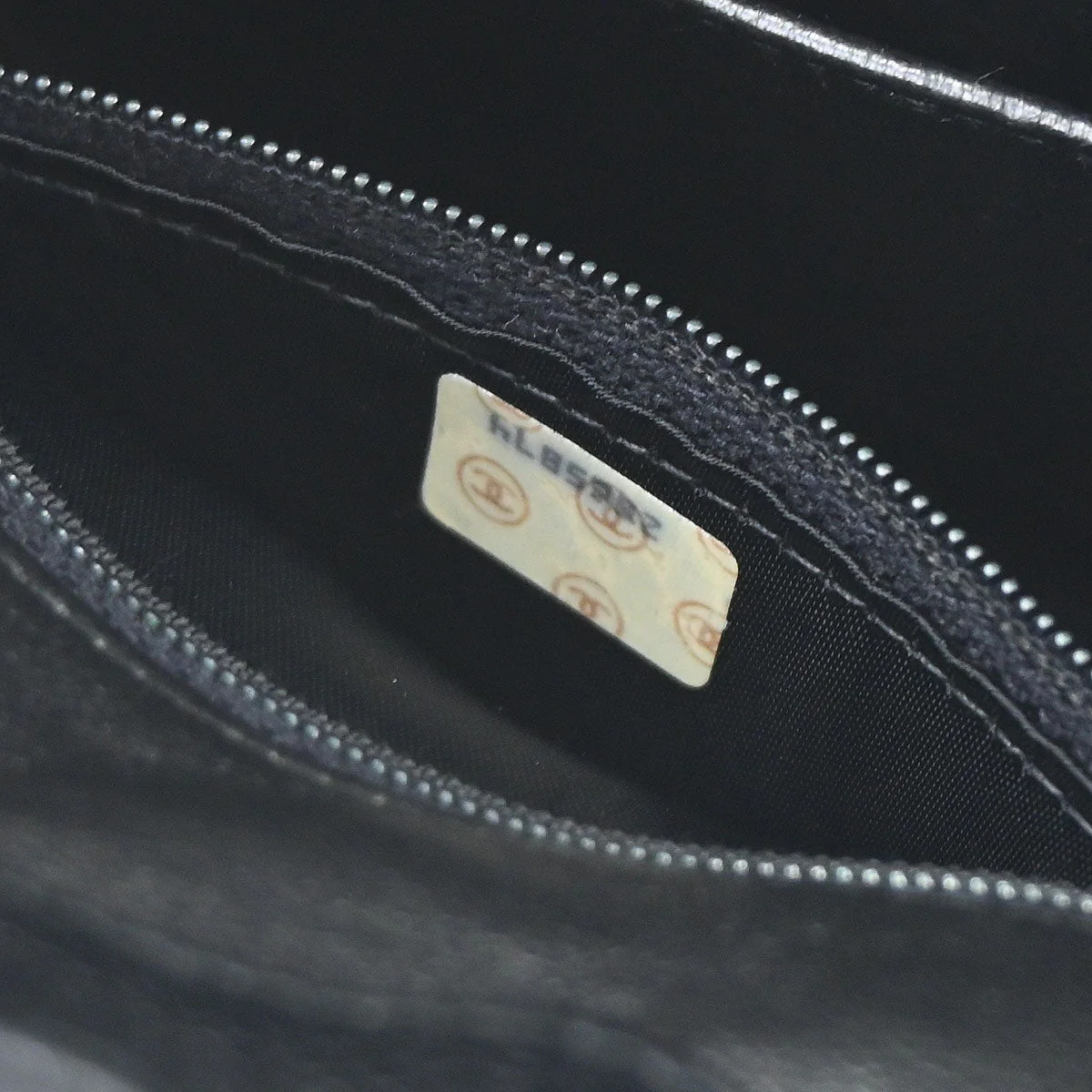 Chanel Black Caviar Skin Shoulder Bag - Image 16