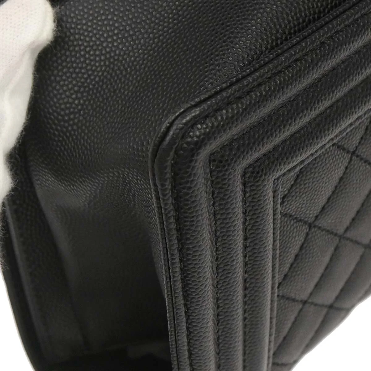 Boy Chanel 2019 Black Caviar Skin Medium Chain Shoulder Bag - Image 13