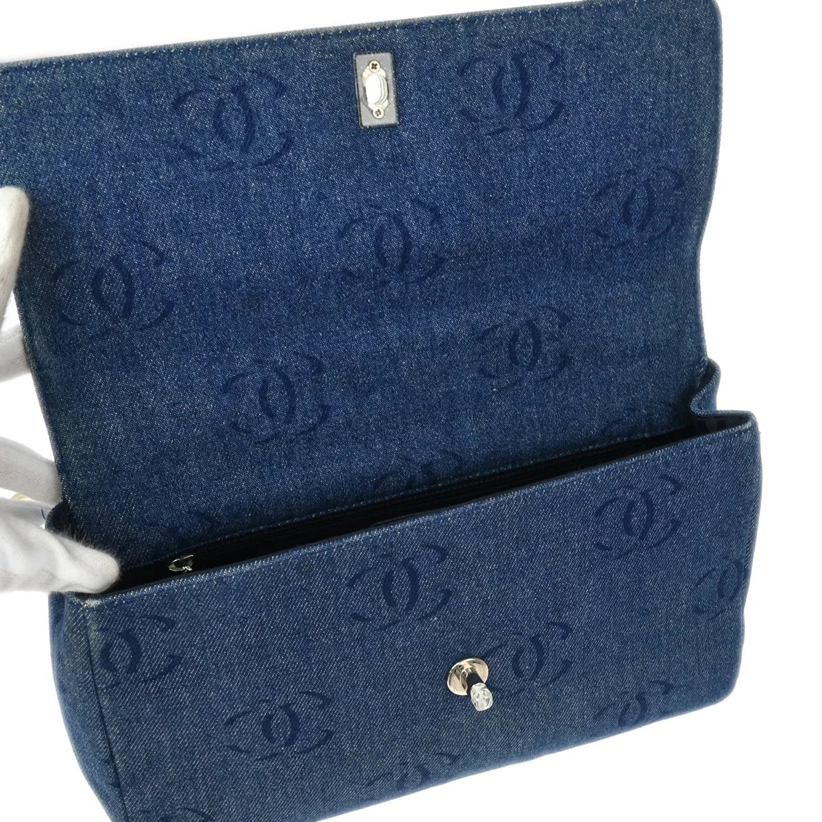 Chanel 2002-2003 Blue Denim Handbag - Image 6