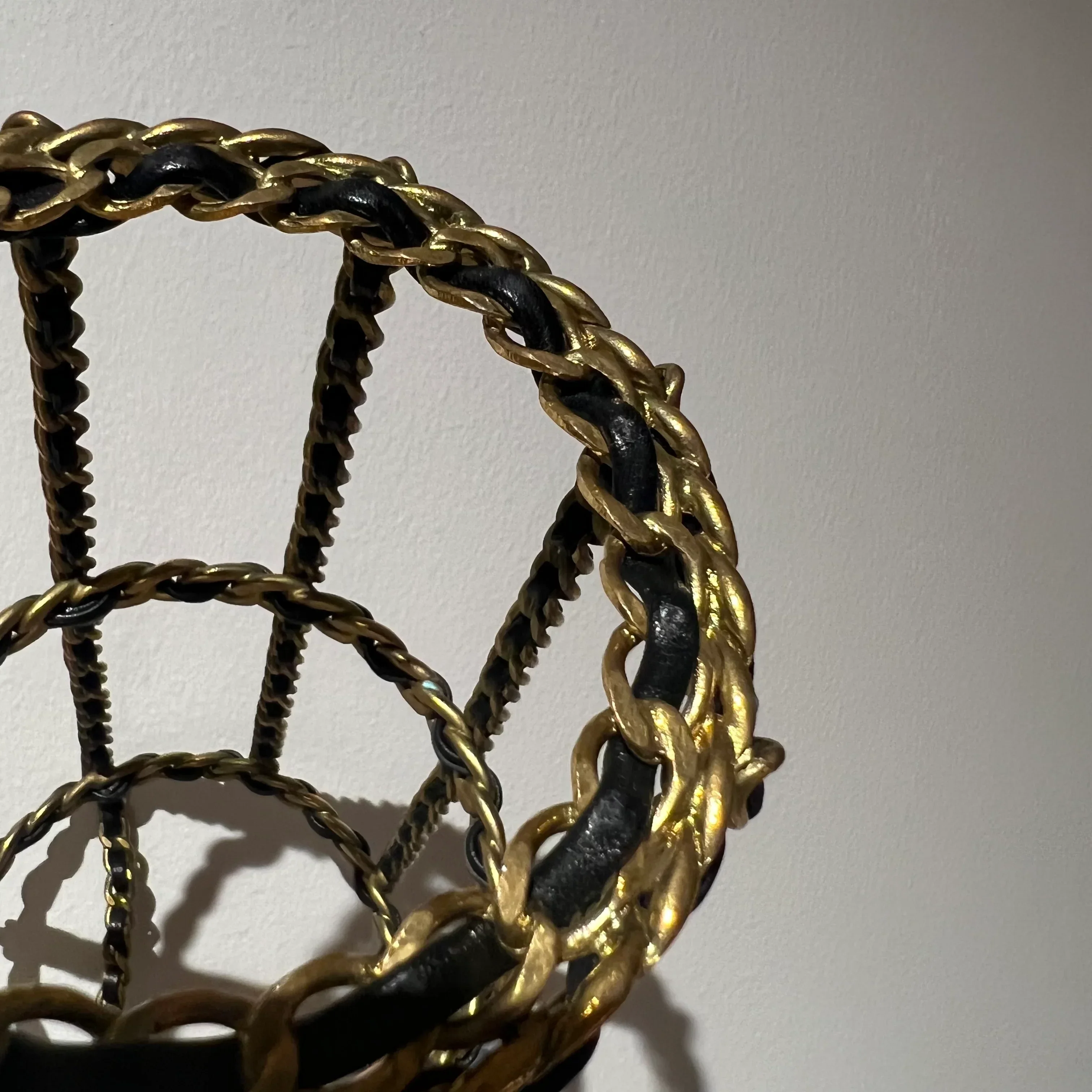 Chanel * 1994 Chain Bottle Holder 94A - Image 10