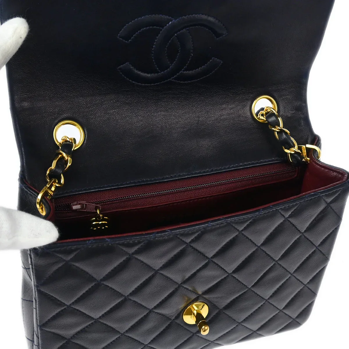 Chanel 1991-1994 Navy Lambskin Classic Square Flap Shoulder Bag - Image 7