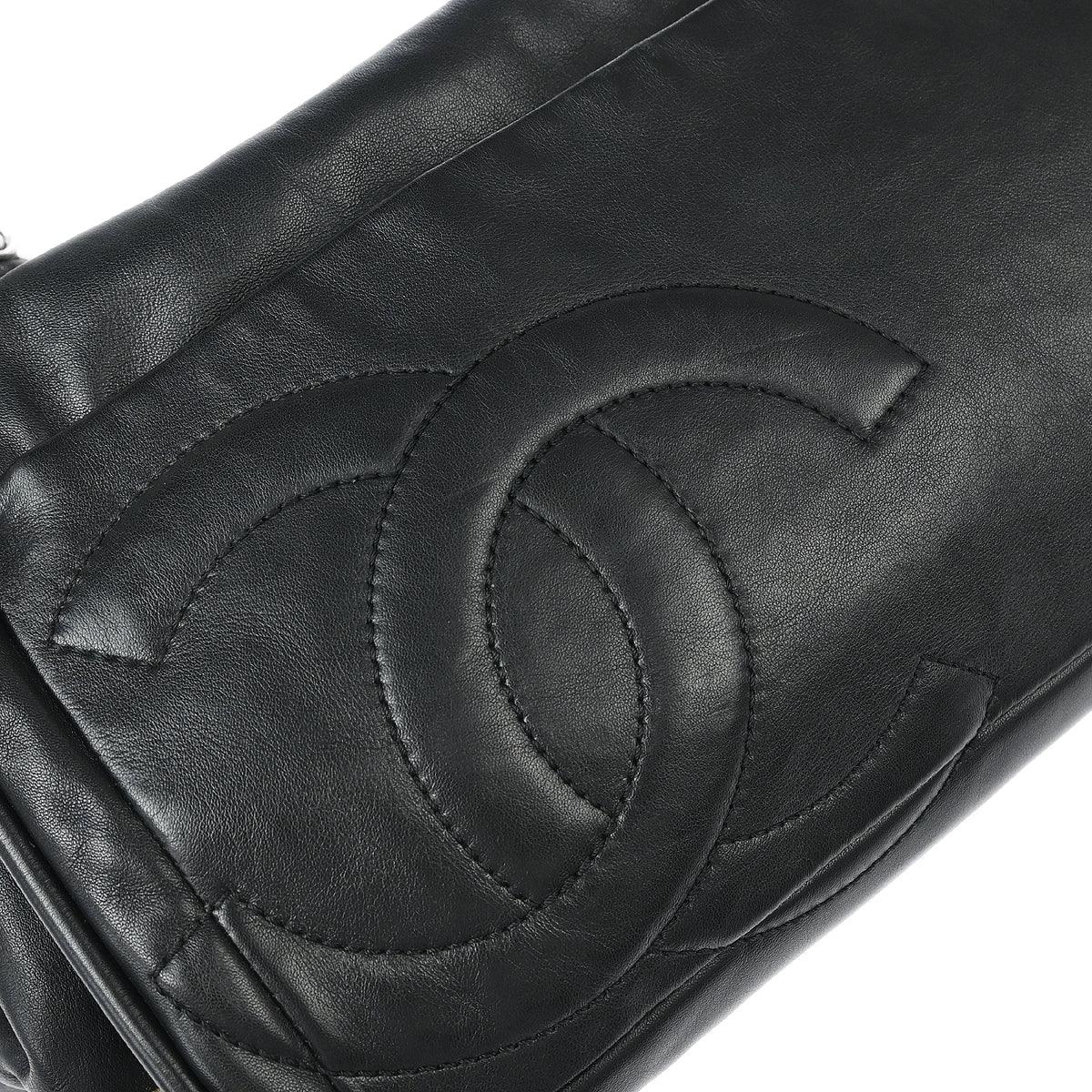 Chanel 2006-2008 Black Calfskin Chain Tote Handbag - Image 4