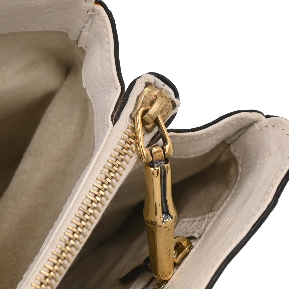 Gucci * White Ostrich Metal Bamboo Handbag - Image 7