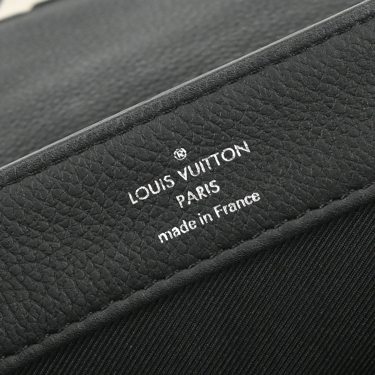 Louis Vuitton Black Lockme II BB 2way Shoulder Handbag M51200 - Image 9