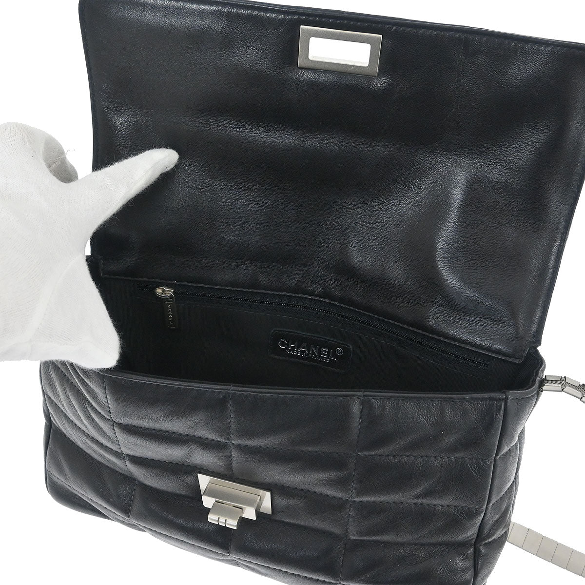 Chanel 1997-1999 Black Lambskin Coco Bar Mademoiselle Lock Shoulder Bag - Image 15