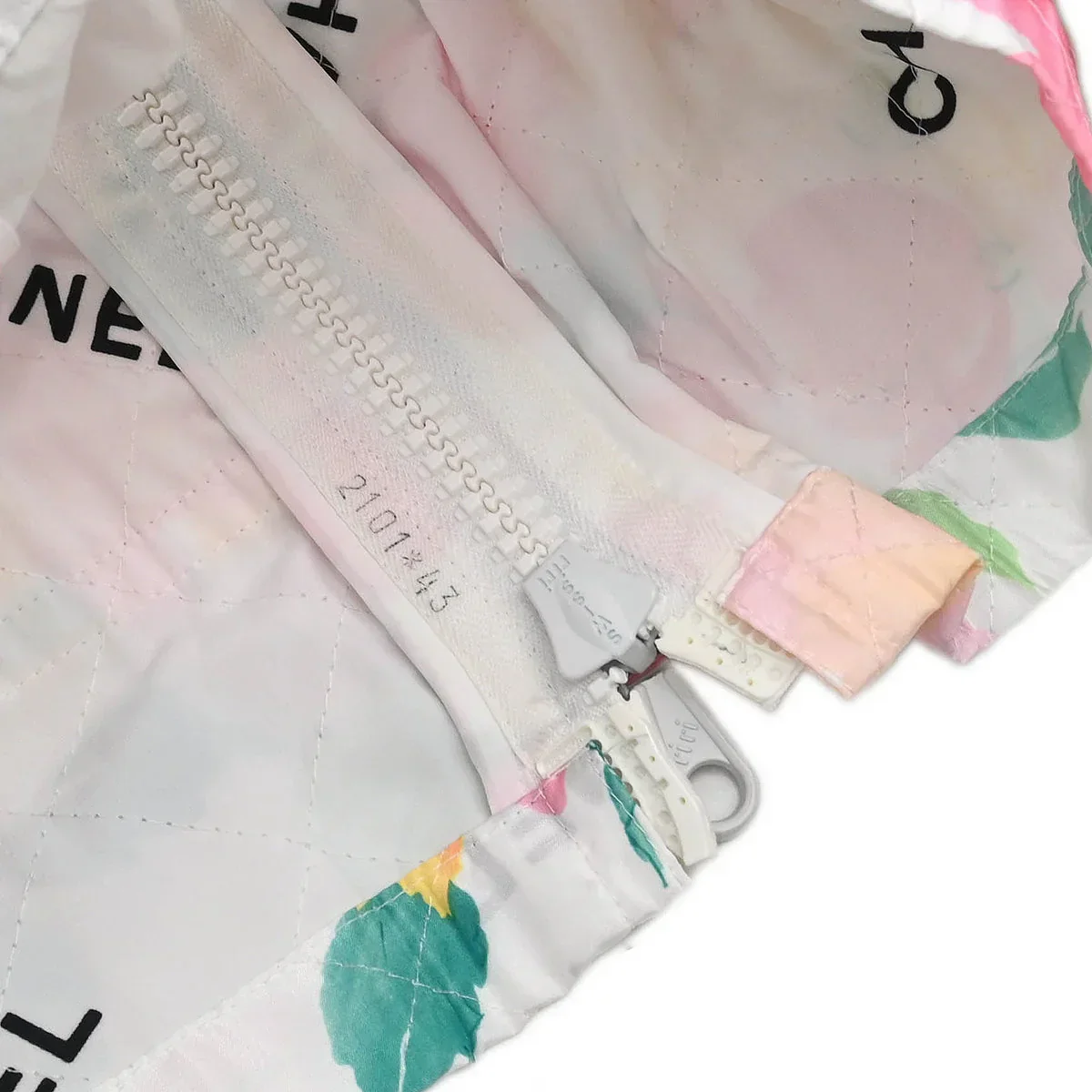 Chanel Short Pants White #38 - Image 9