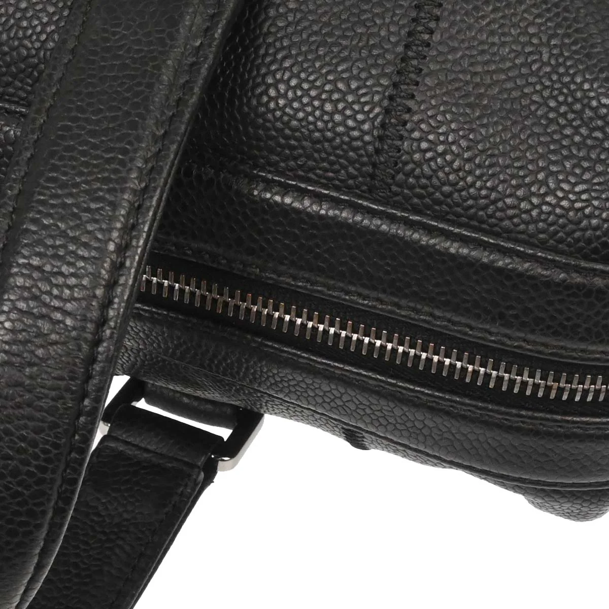 Chanel 2005-2006 Black Caviar Skin Choco Bar Handbag - Image 5