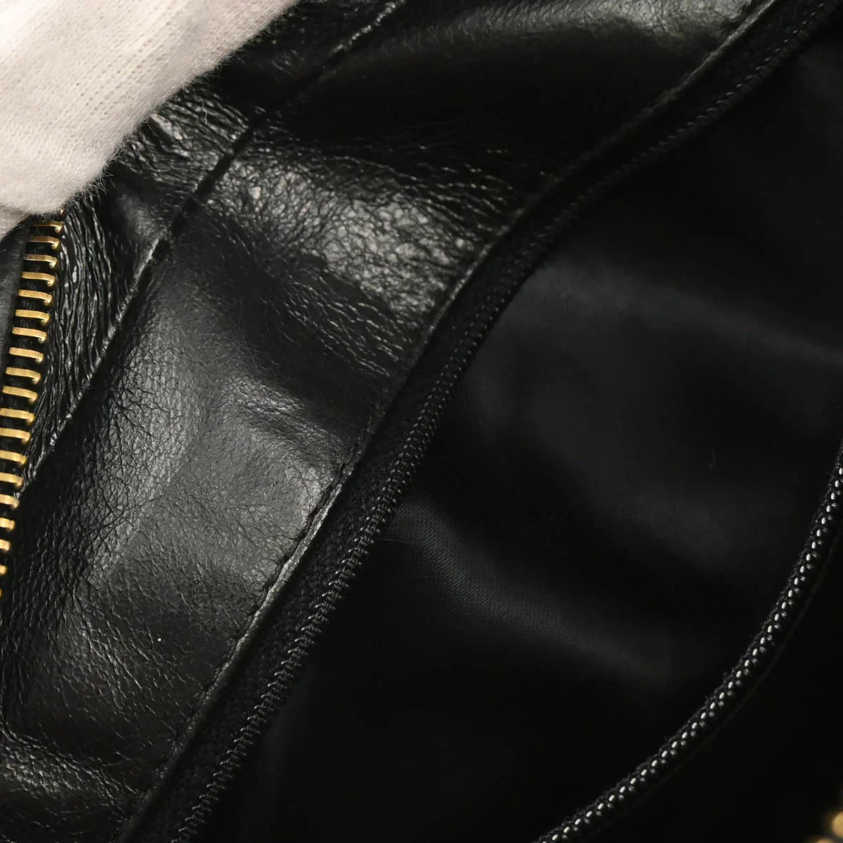 Chanel 1991-1994 Black Caviar Bias Stitch Camera Bag Small Shoulder Bag - Image 10