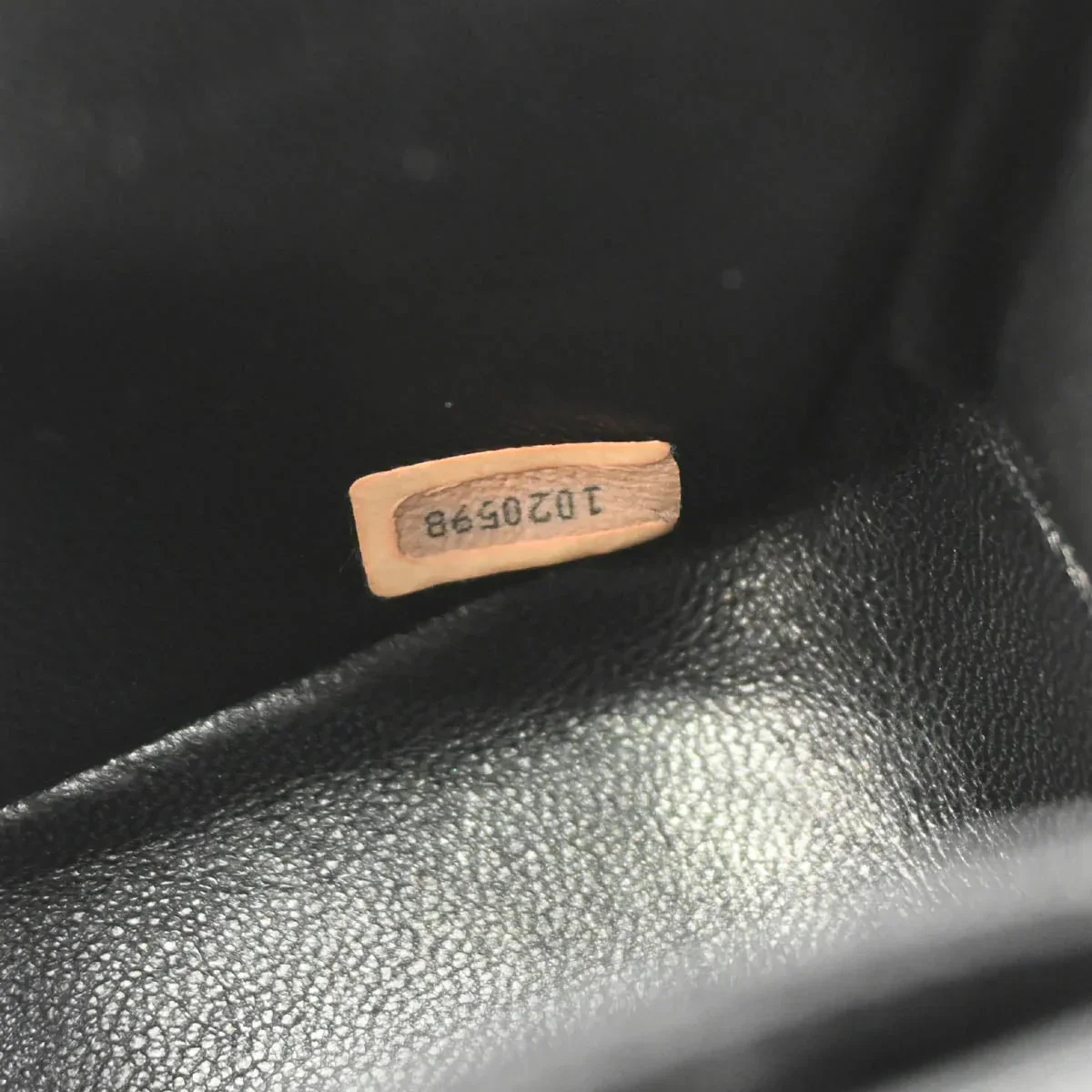 Chanel * 1989-1991 Black Lizard Shoulder Bag - Image 11