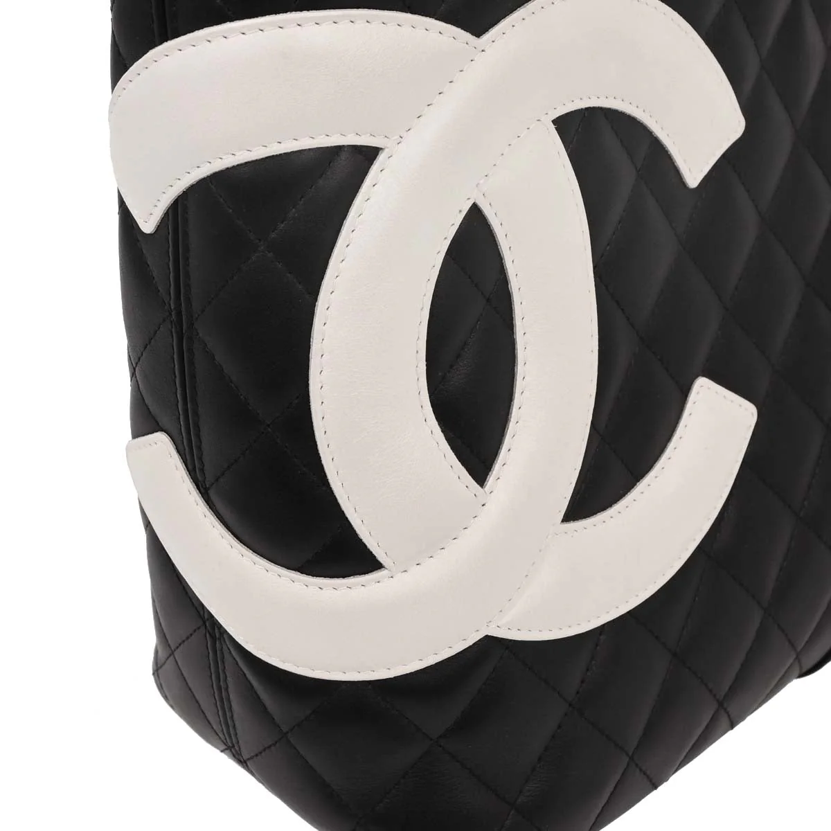 Chanel Black Calfskin Cambon Ligne Tote Handbag - Image 3