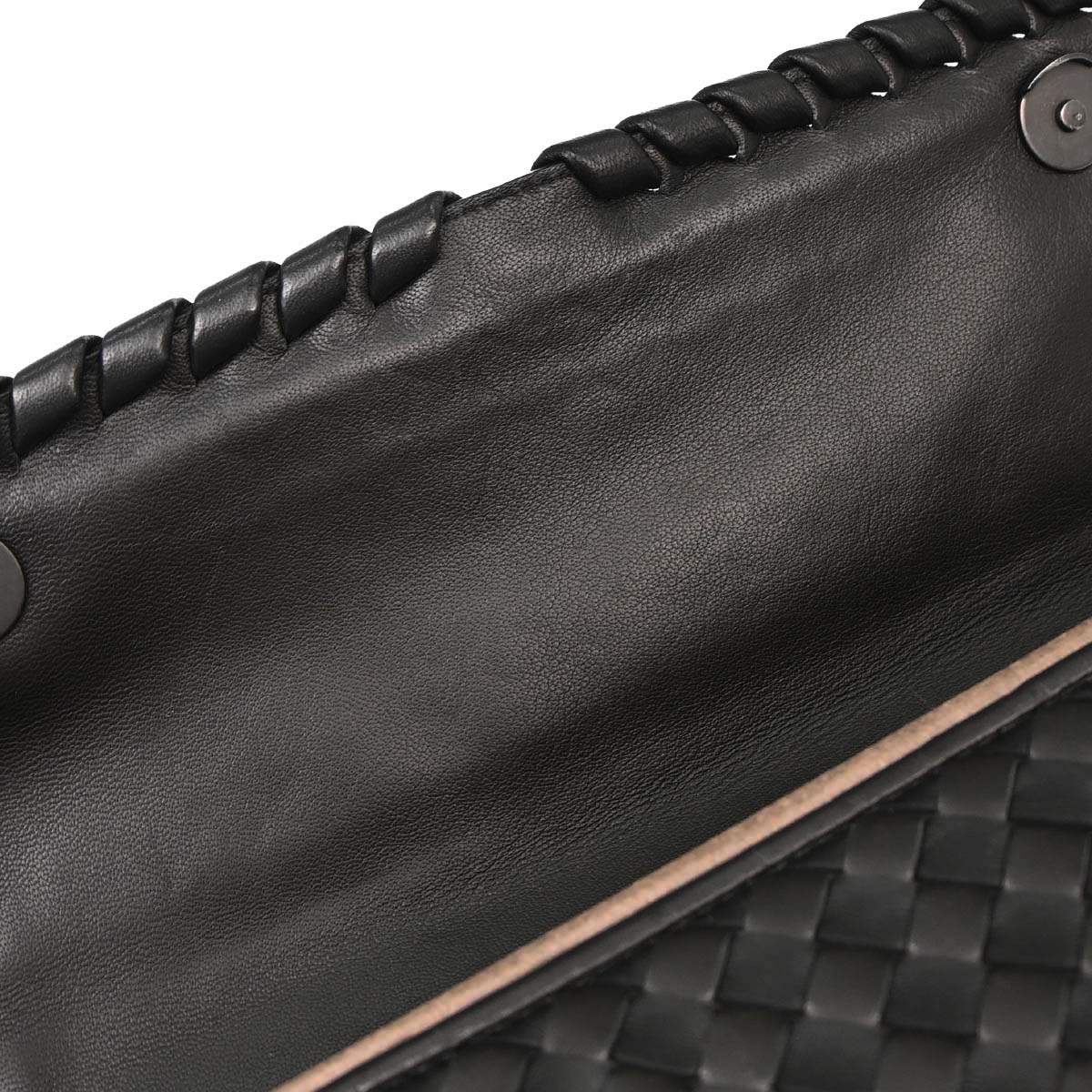 Bottega Veneta Black Lambskin Intrecciato Handbag - Image 15