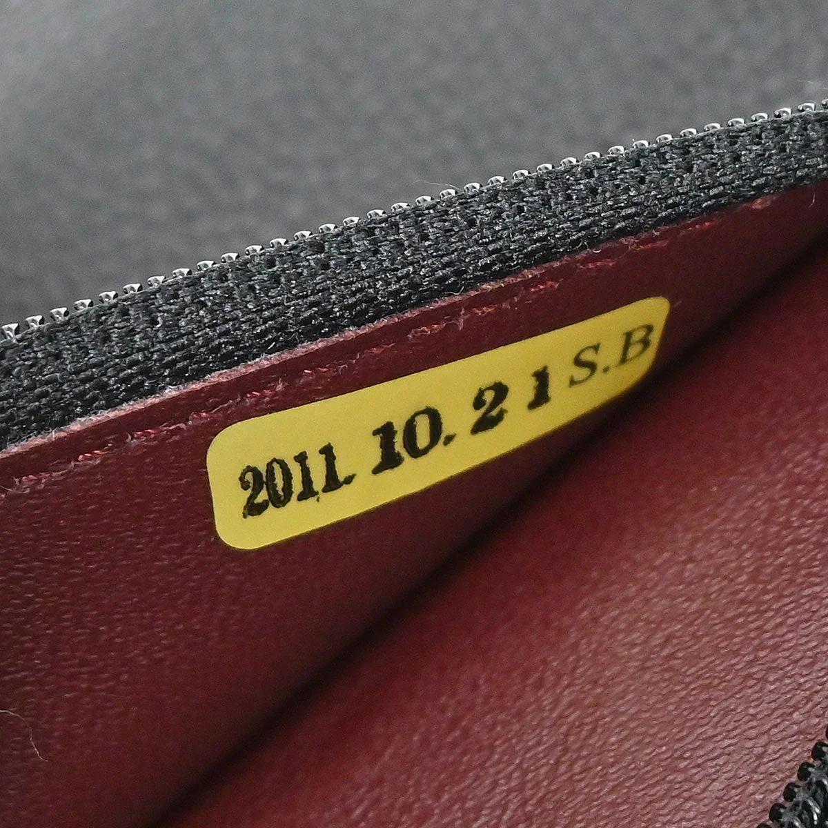 Chanel 2010-2011 Black Caviar Skin Jumbo Classic Double Flap Shoulder Bag - Image 12