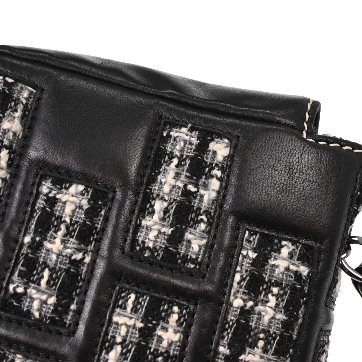 Chanel Black Tweed Lambskin Mademoiselle Lock Handbag - Image 6