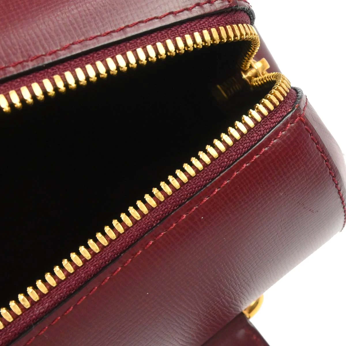 Cartier Bordeaux Leather Handbag - Image 15