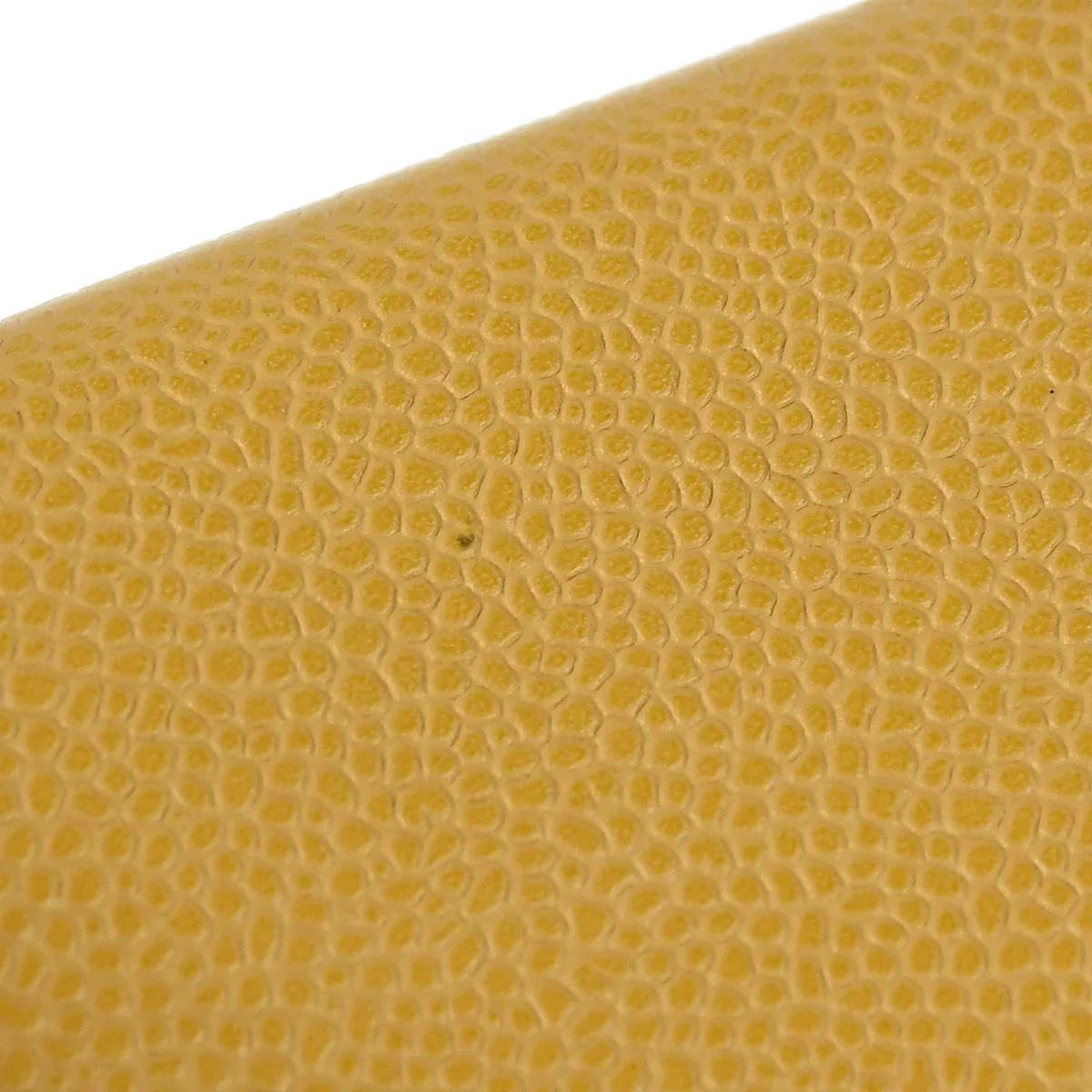 Chanel 2004-2005 Beige Caviar Timeless Key Case - Image 3